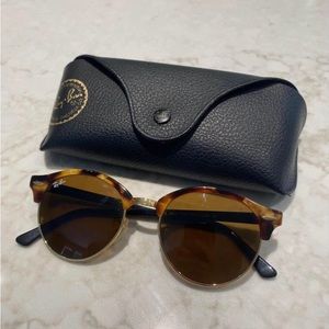 Ray-Ban Unisex Clubround Sunglasses